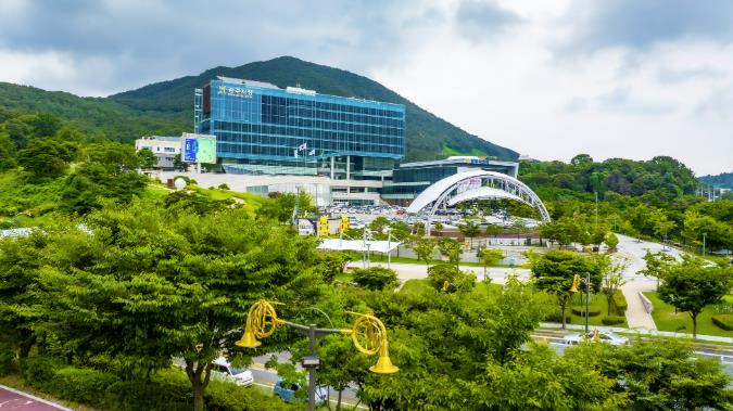 광주시, 가족친화기관 재인증 획득, 2028년까지 가족친화 직장문화 인정받아 기사 이미지