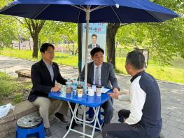 김병욱,“시민 곁으로”… 3차례 이어진 ‘발로 뛰는 현장민원실’ 시민반응 굿. 기사 이미지